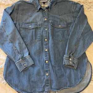 Women’s Light Blue Denim Button Down Long Sleeve Shirt - Size M